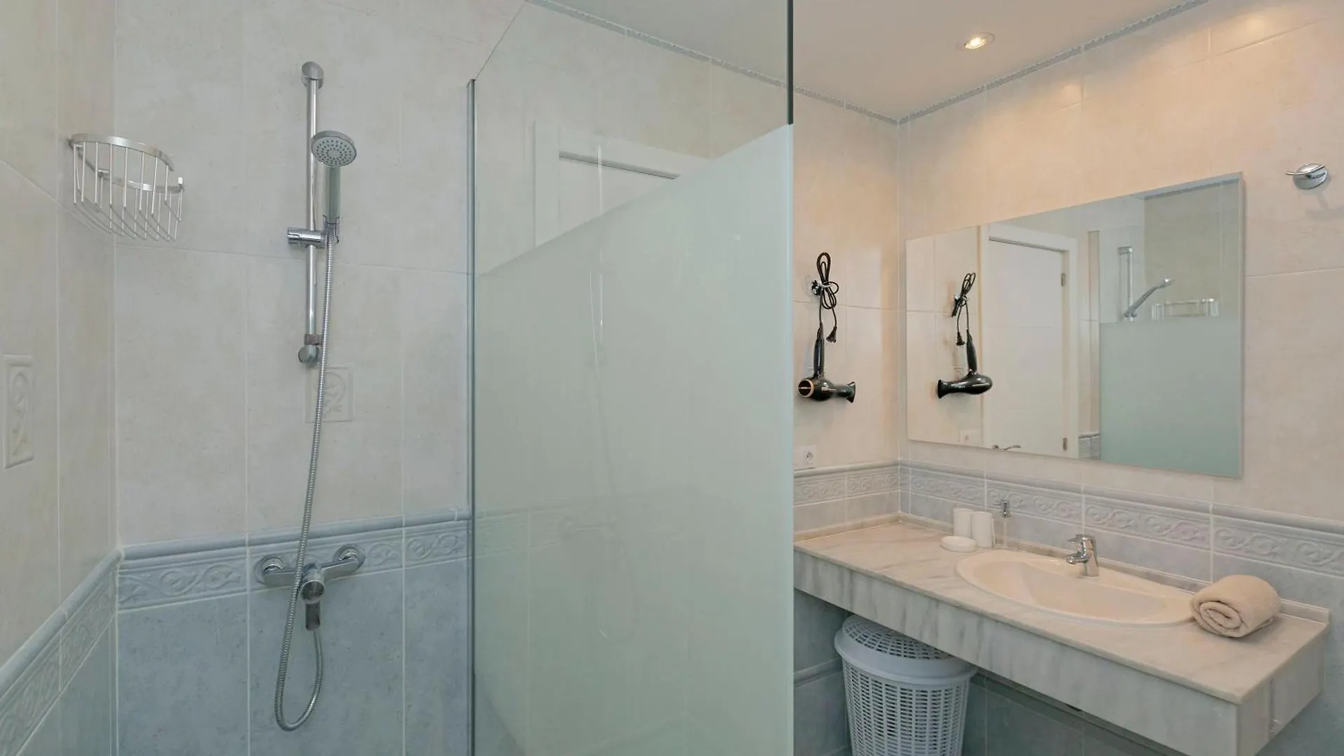 Villa Townhouse With Private Pool! Arona